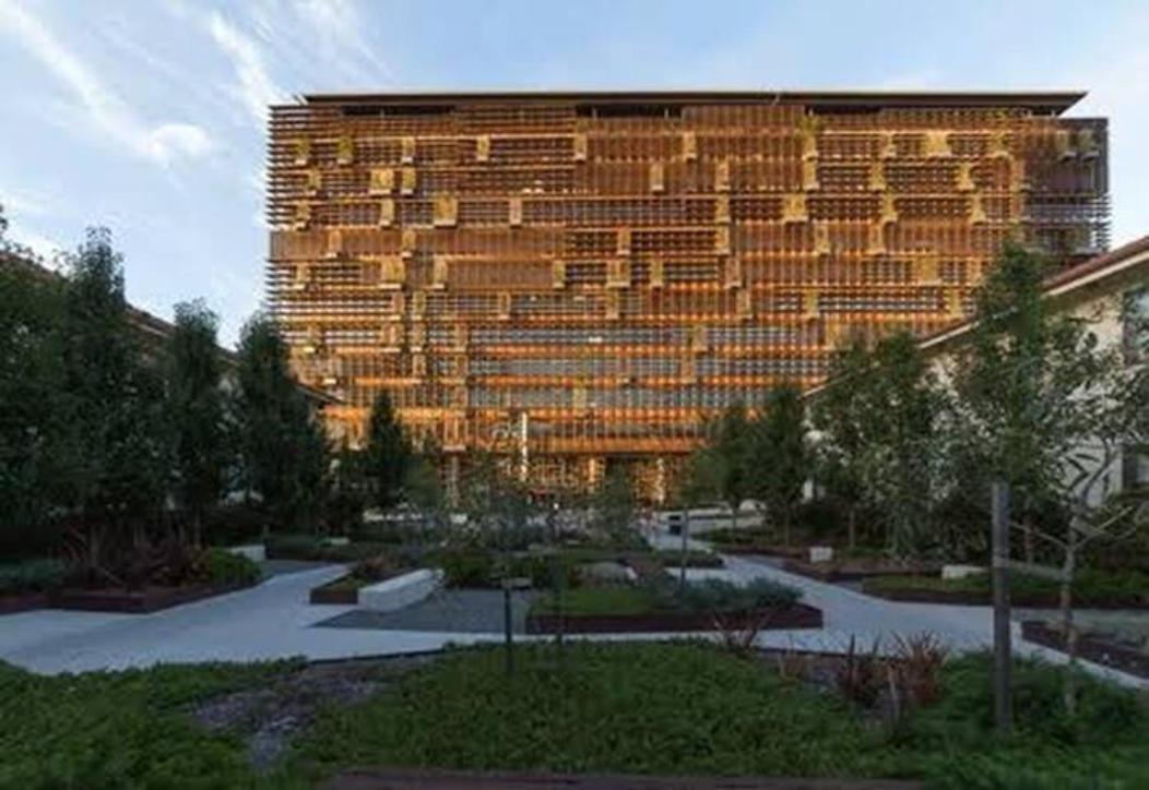 Nishi Holiday Apartments Canberra Exterior photo
